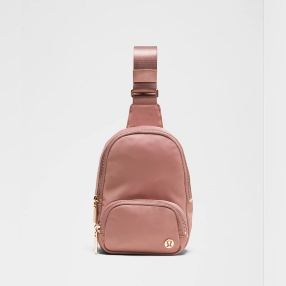 lululemon athletica Handbags - Lululemon Everywhere Sling Bag Small 2L